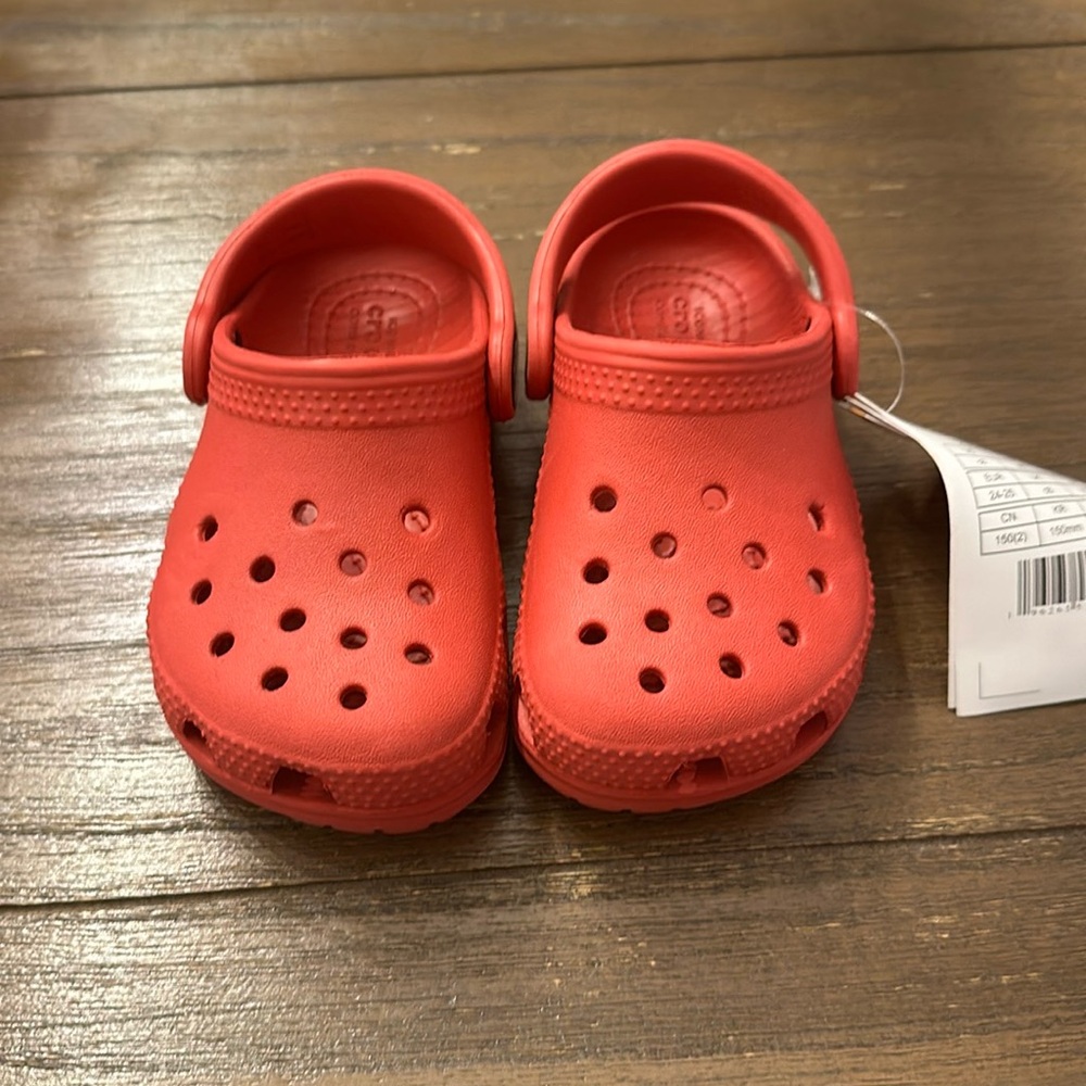 Brand New kids crocs in red size 7
